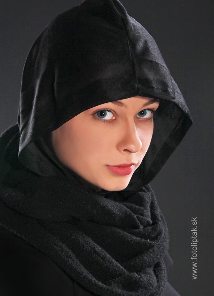 Profesionálna fotografia v ateliéri - fotenie portrétov - portrétová fotografia Košice