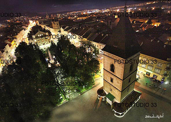 Urbanová veža - nočný záber na mesto Košice